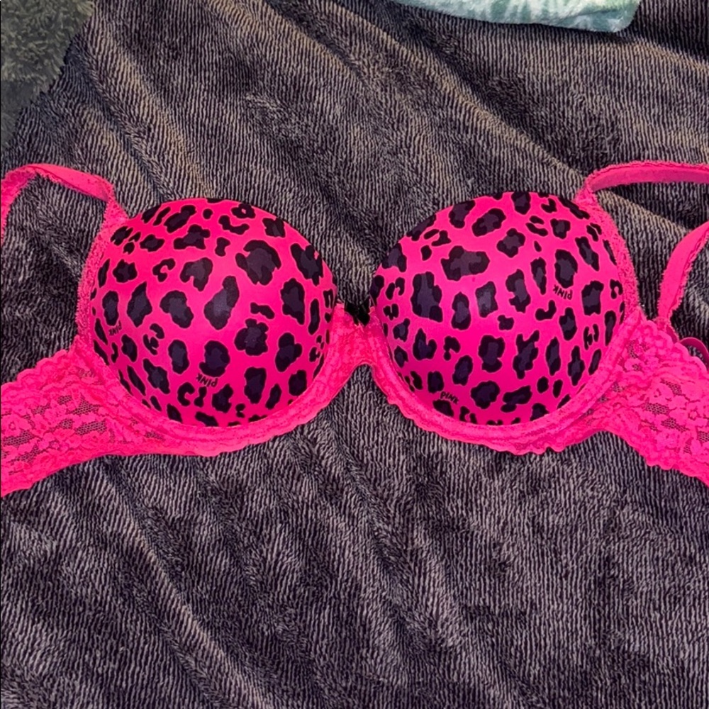 PINK Victoria’s Secret push-up bra